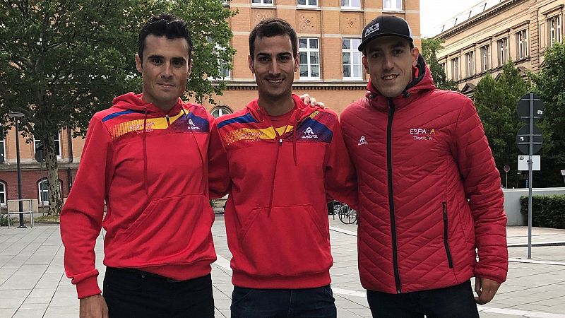 El Mundial de triatlón más español llega con todo por decidir a Hamburgo