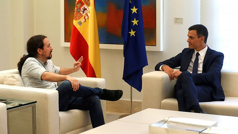Sánchez e Iglesias afrontan una decisiva reunión inmóviles en sus posturas
