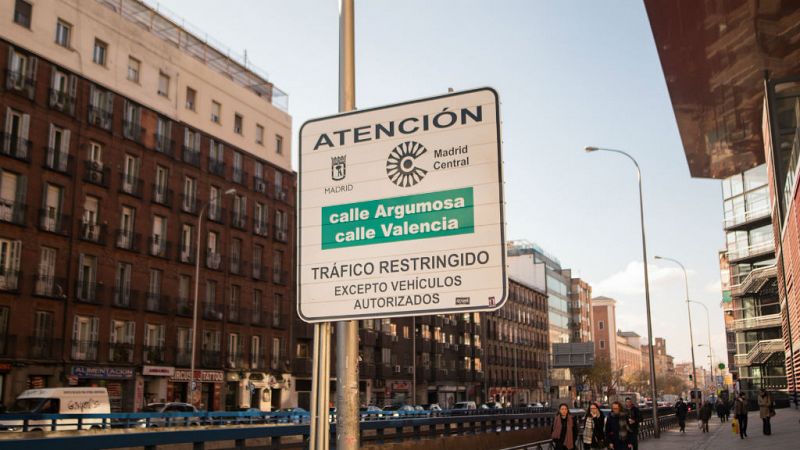 La Comisión Europea pide a Madrid y Barcelona más medidas para mejorar la calidad del aire