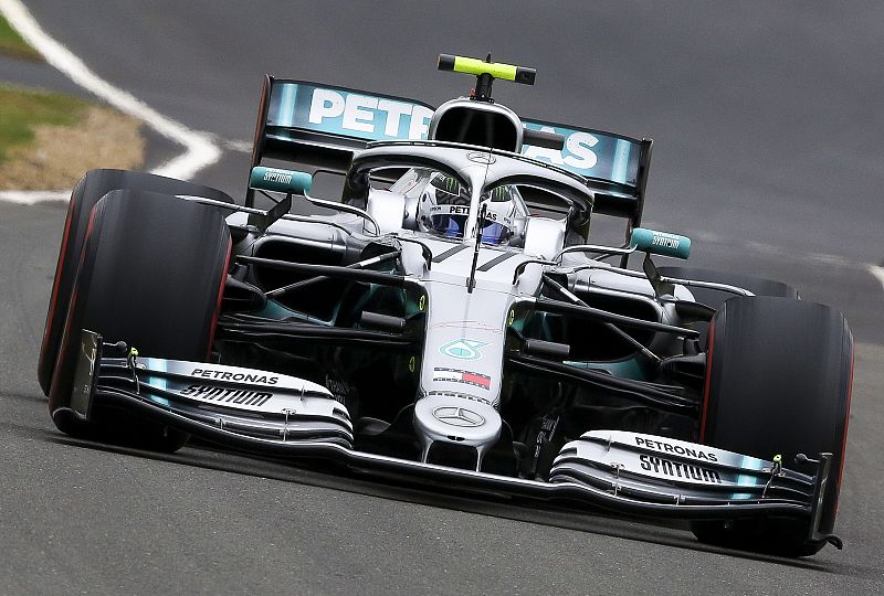 Bottas saldrá desde la pole en 'casa' de Hamilton