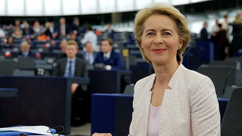 Von der Leyen promete un acuerdo climático y hace bandera de feminismo para convencer al Parlamento Europeo