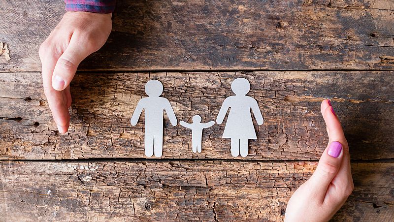 La Audiencia de Badajoz revoca la custodia compartida a un padre por su extensa jornada laboral de camarero