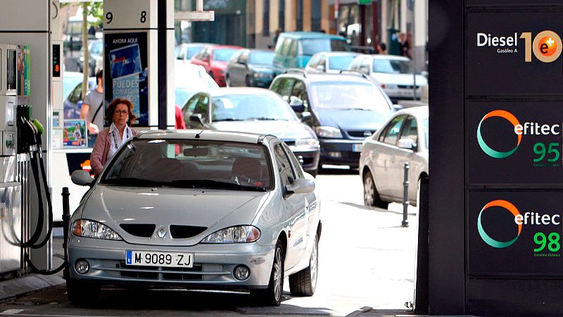 El precio de la gasolina alcanza máximos del verano tras subir por tercera semana consecutiva