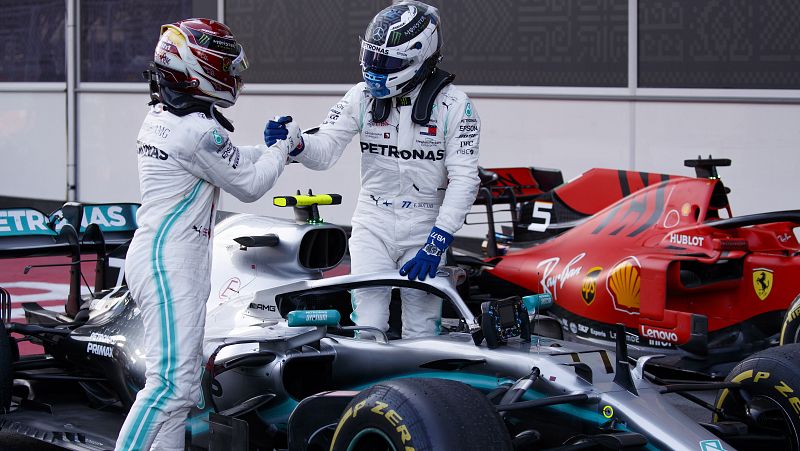 Hamilton y Bottas buscan otro doblete en el 125 aniversario de Mercedes