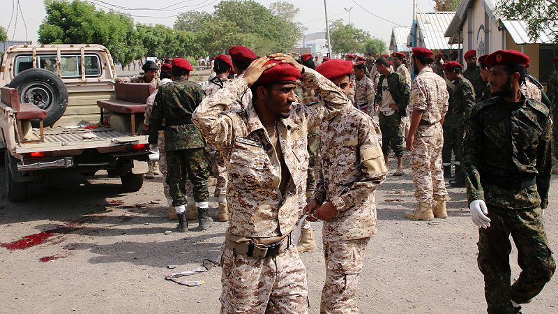 Dos ataques de los rebeldes hutíes en una misma ciudad de Yemen dejan casi medio centenar de muertos