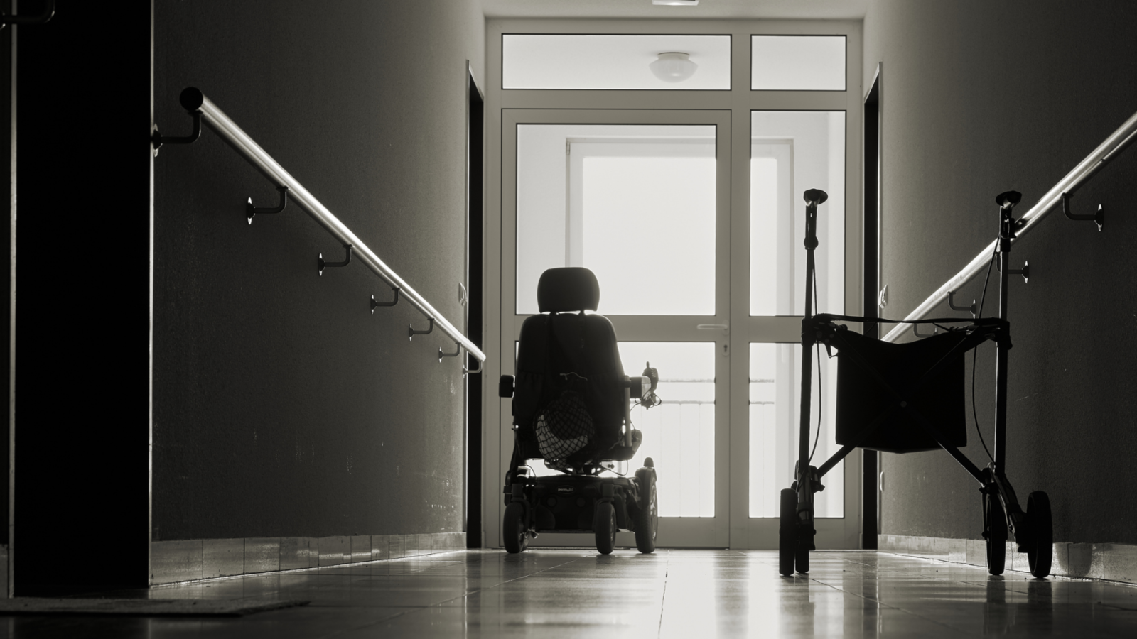 La mañana - Detienen a los responsables de la residencia donde murió una anciana