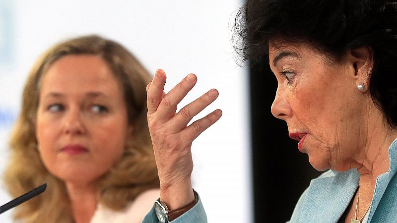 El Gobierno advierte que el bloqueo político tiene "costes" en la economía y apela a la responsabilidad del resto de partidos