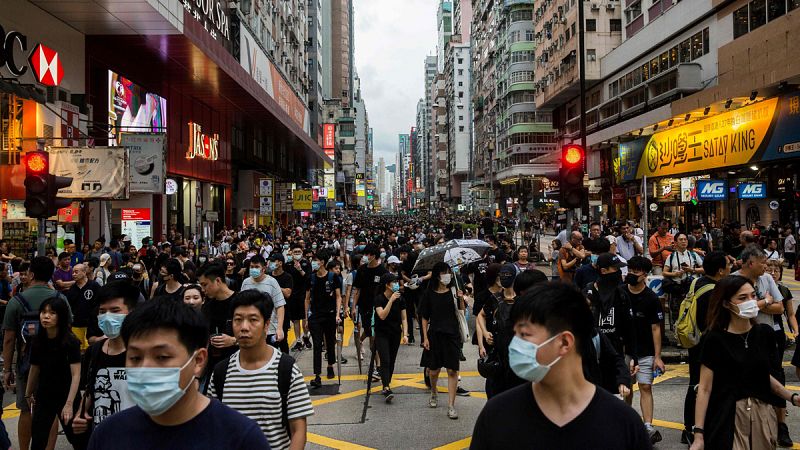 Miles de hongkoneses se manifiestan por noveno fin de semana consecutivo para pedir reformas democráticas
