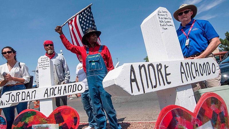 El Paso llora a las víctimas mientras reivindica su carácter pacífico e integrador