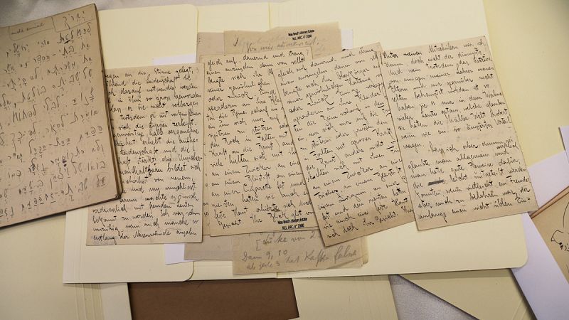 Los manuscritos de Kafka ocultos en Suiza salen a la luz en Israel