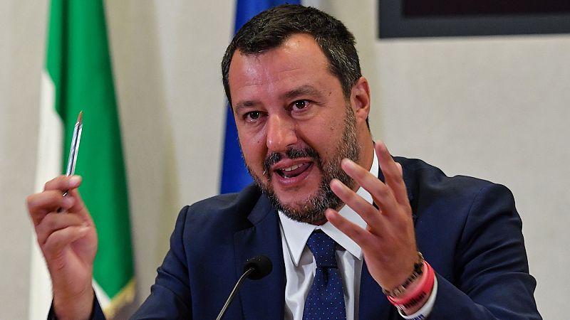 Salvini reclama elecciones anticipadas y sentencia al Gobierno italiano