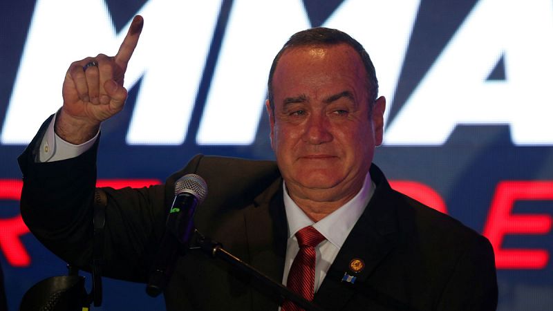 El conservador Alejandro Giammattei gana la presidencia de Guatemala