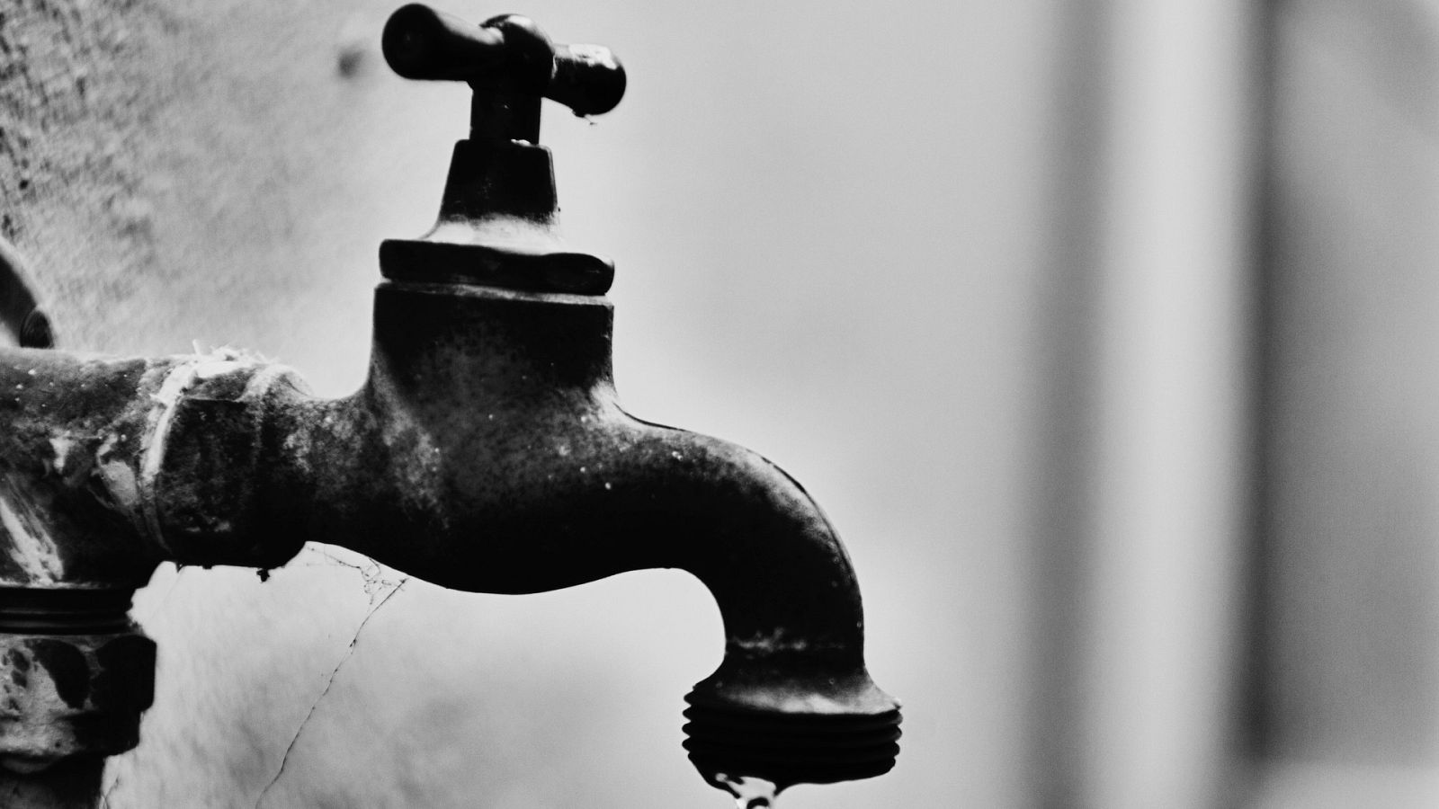 La mañana - Fuente de Piedra lleva 2 años sin agua potable