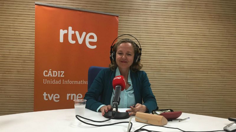 Calviño cuestiona que Ayuso "mejore la gestión y cuadre las cuentas" en Madrid con una rebaja fiscal "histórica"