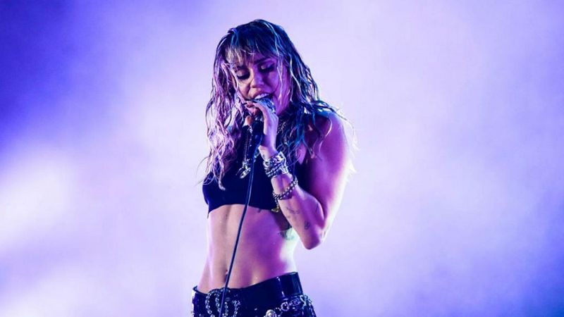 La última canción de Miley Cyrus: ¿sobre su ruptura con Liam Hermsworth?