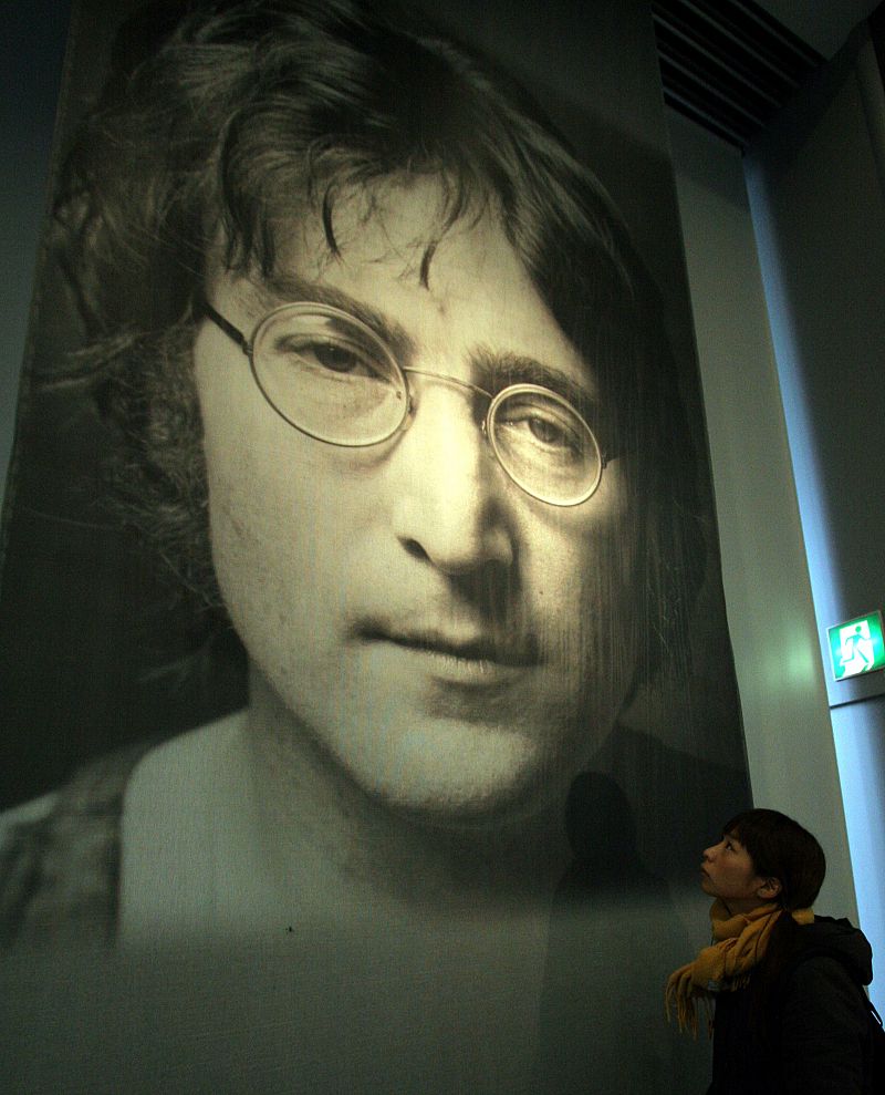 El Vaticano perdona a John Lennon