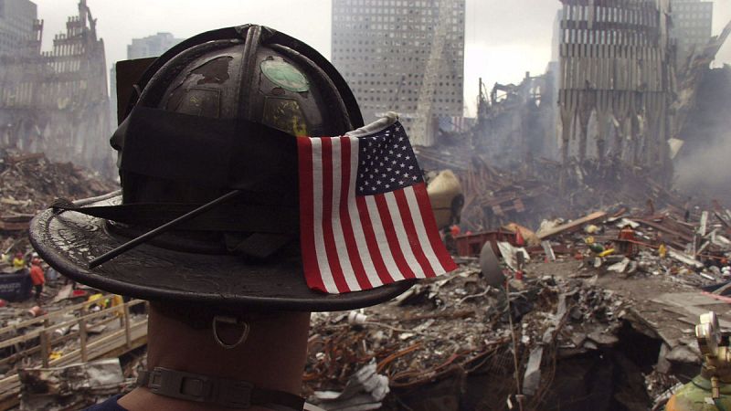 ¿Por qué siguen muriendo los bomberos y policías del 11S?