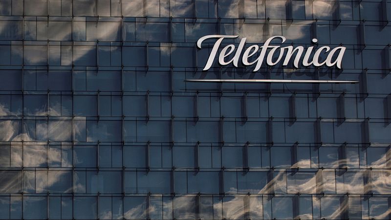 Telefónica planteará un plan de bajas voluntarias para alrededor de una quinta parte de su plantilla en España