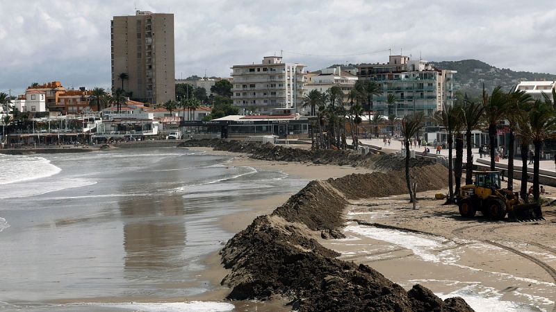 Cientos de miles de escolares no podrán asistir a clase en la Comunidad Valenciana y Murcia por el temporal