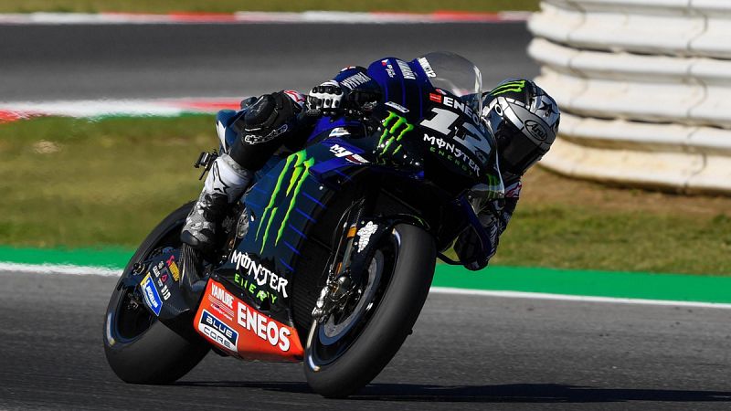 Viñales evita 'in extremis' una histórica 'pole' de Pol Espargaró con su KTM