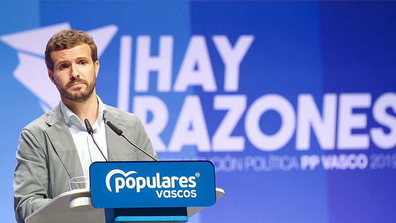 Casado expresa su respaldo al PP vasco y zanja el debate defendiendo la foralidad: "Es plenamente constitucional"