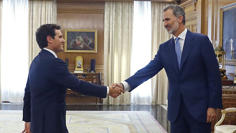 Rivera mantiene su 'no' a Sánchez pero afirma que "hay tiempo" para que rectifique