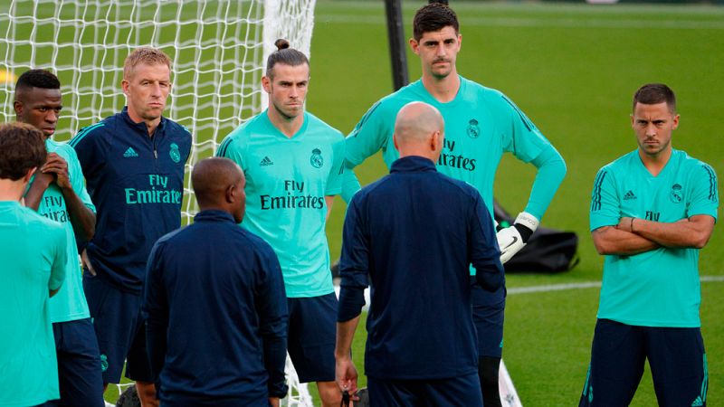 Primera titularidad de Hazard con el Madrid ante el PSG