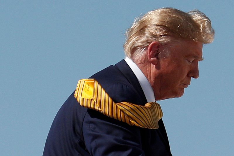 Trump ordena un "incremento sustancial" de sanciones contra Irán en plena escalada de tensión