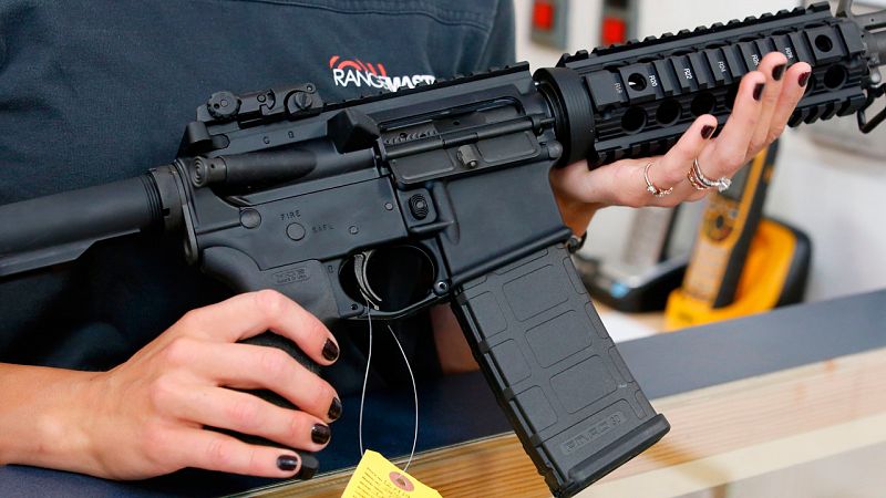 Colt suspende la fabricación de fusiles para civiles en EE.UU.