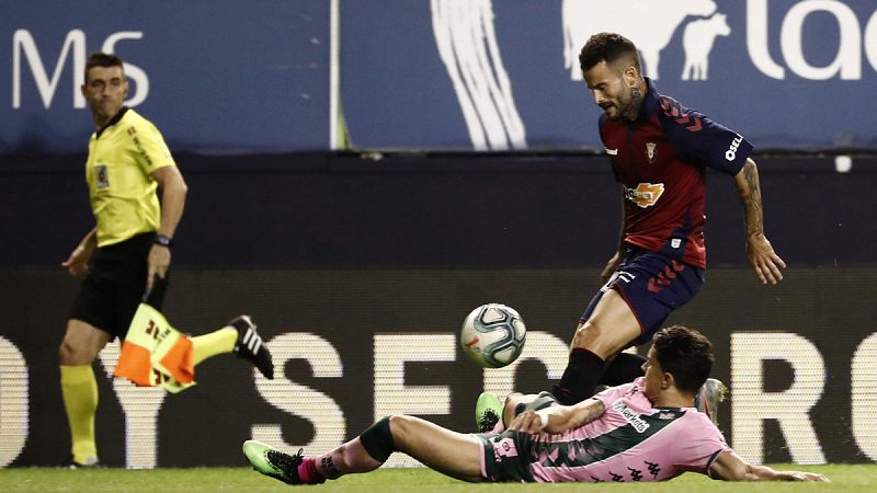 Osasuna sigue invicto con un empate ante un Betis que no termina de arrancar