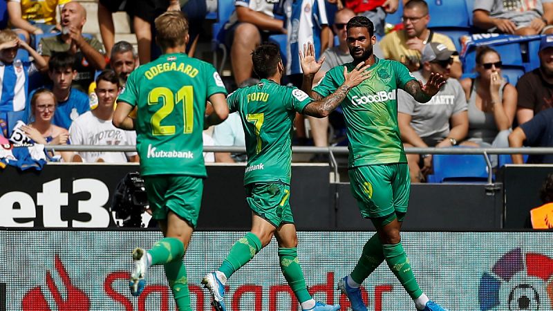 La Real Sociedad demuestra el poder de su delantera en el campo del Espanyol