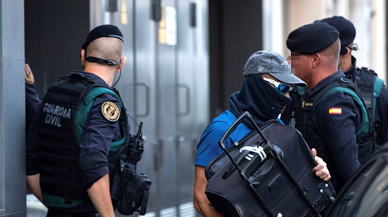 La Fiscalía acusa a los independentistas detenidos de preparar acciones terroristas con explosivos