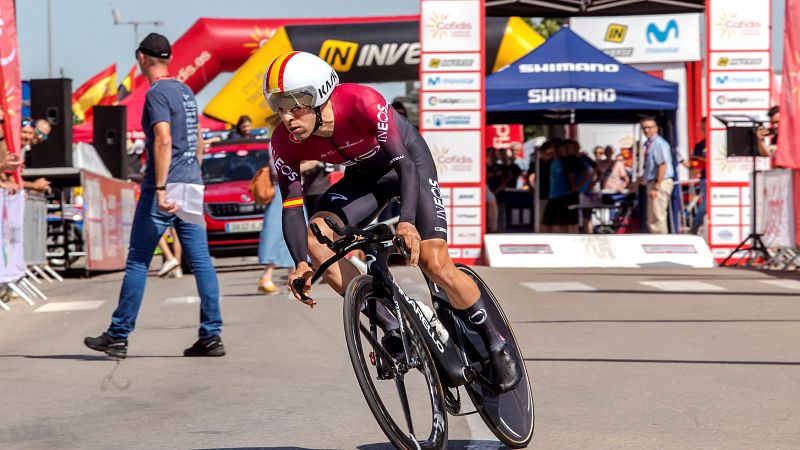 Castroviejo y el reto de Rohan Dennis de revalidar el título mundial contrarreloj