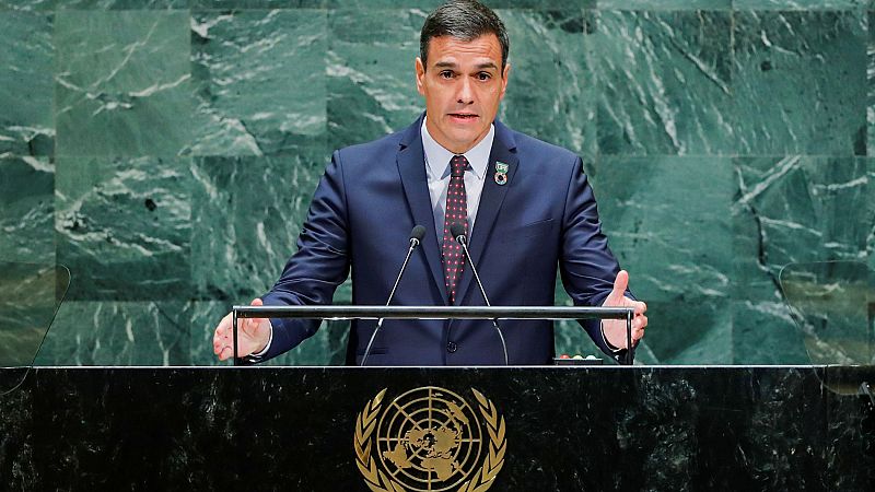 Sánchez celebra ante la ONU la "victoria democrática" de la exhumación de Franco