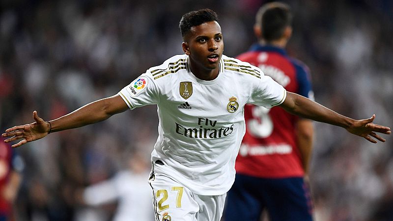 Vinicius y Rodrygo aúpan al Madrid al liderato