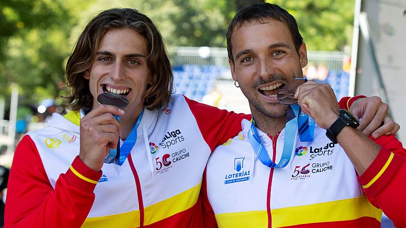 David Llorente, subcampeón del mundo en K1; Joan Crespo, bronce