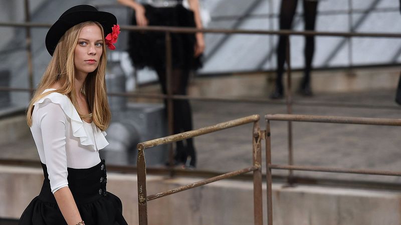 Chanel, la moda sobre el tejado de zinc