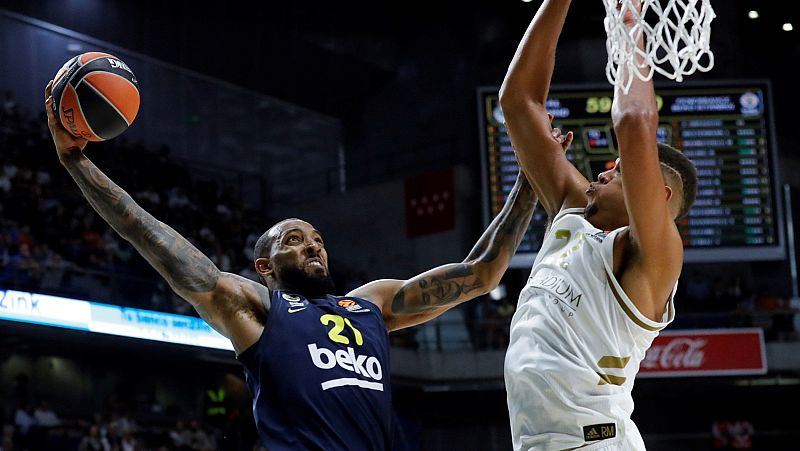 El Real Madrid venció al Fenerbahçe de un 'omnipresente' Derrick Williams en su debut en la Euroliga