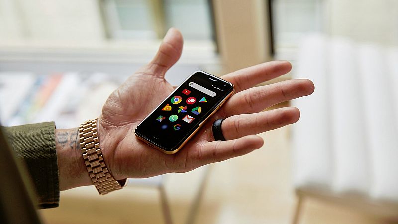 Palm Phone, el antiteléfono inteligente cuya principal virtud es pasar desapercibido