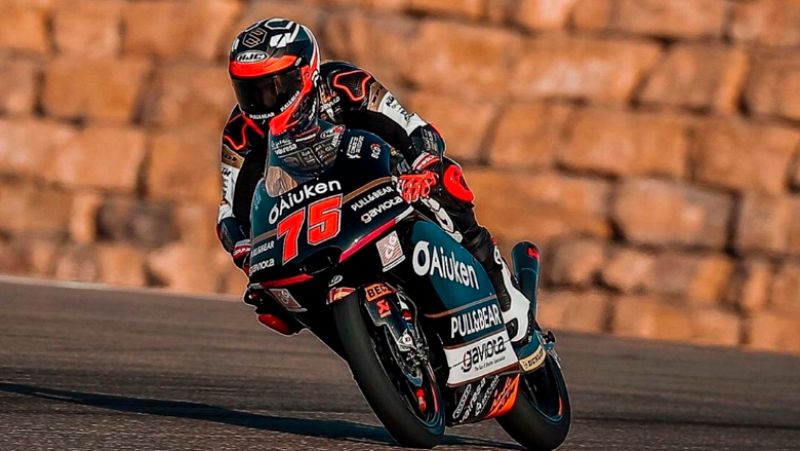 El español Albert Arenas gana en Moto3 y Luca Marini se lleva la victoria en Moto2