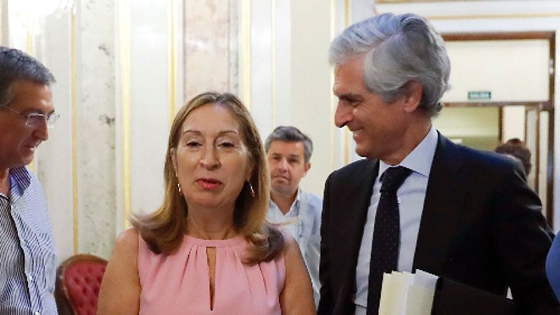 Casado recupera a Ana Pastor como número dos en Madrid y a Llanos de Luna por Barcelona