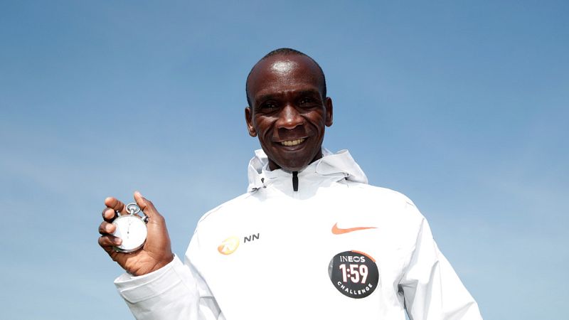 Kipchoge busca romper la barrera de las dos horas en maratón