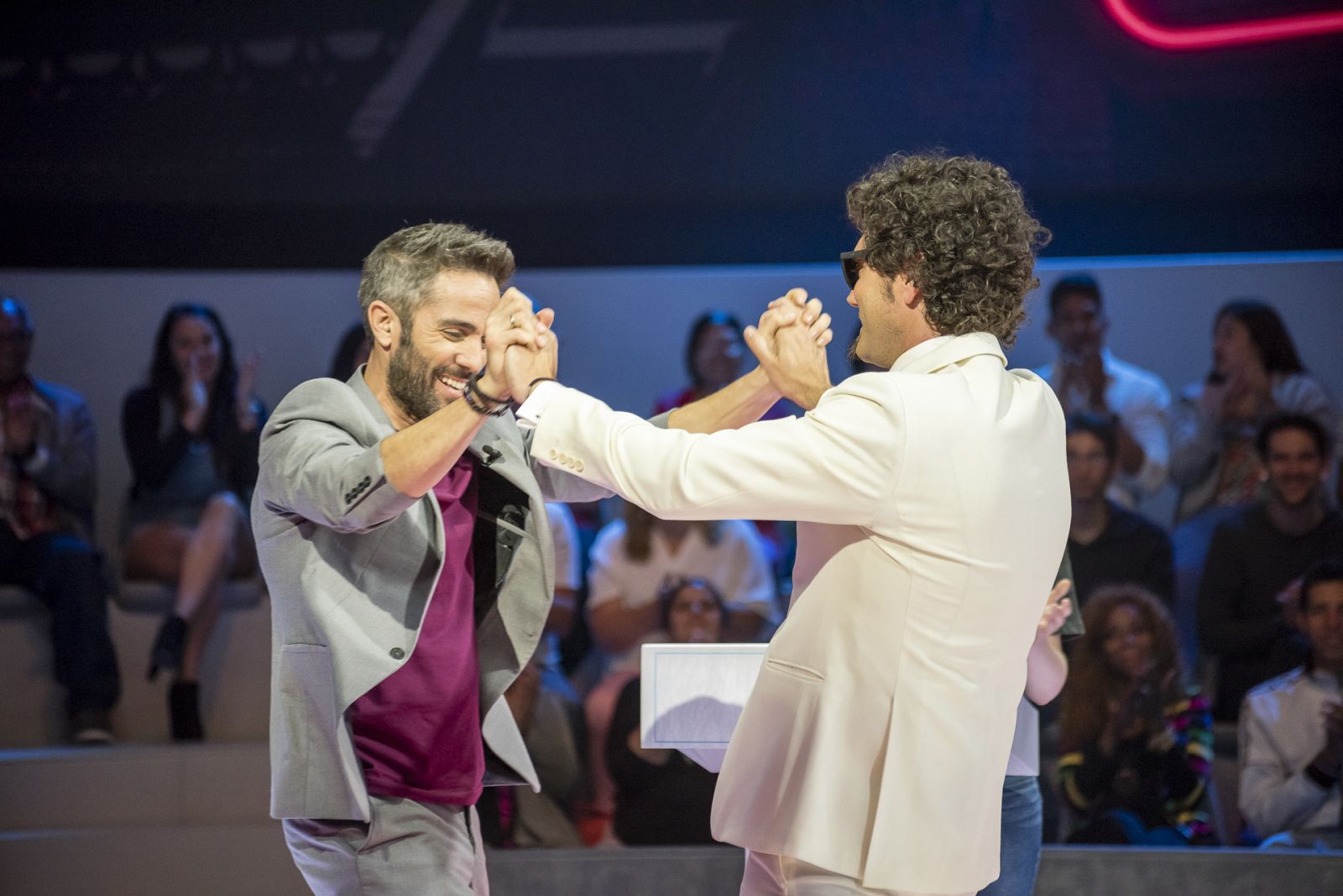 Roberto Leal & Pablo Ibáñez y la apuesta de un poema de amor