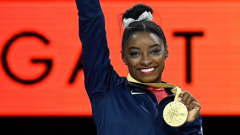 Simone Biles iguala el récord de Scherbo con su oro en salto