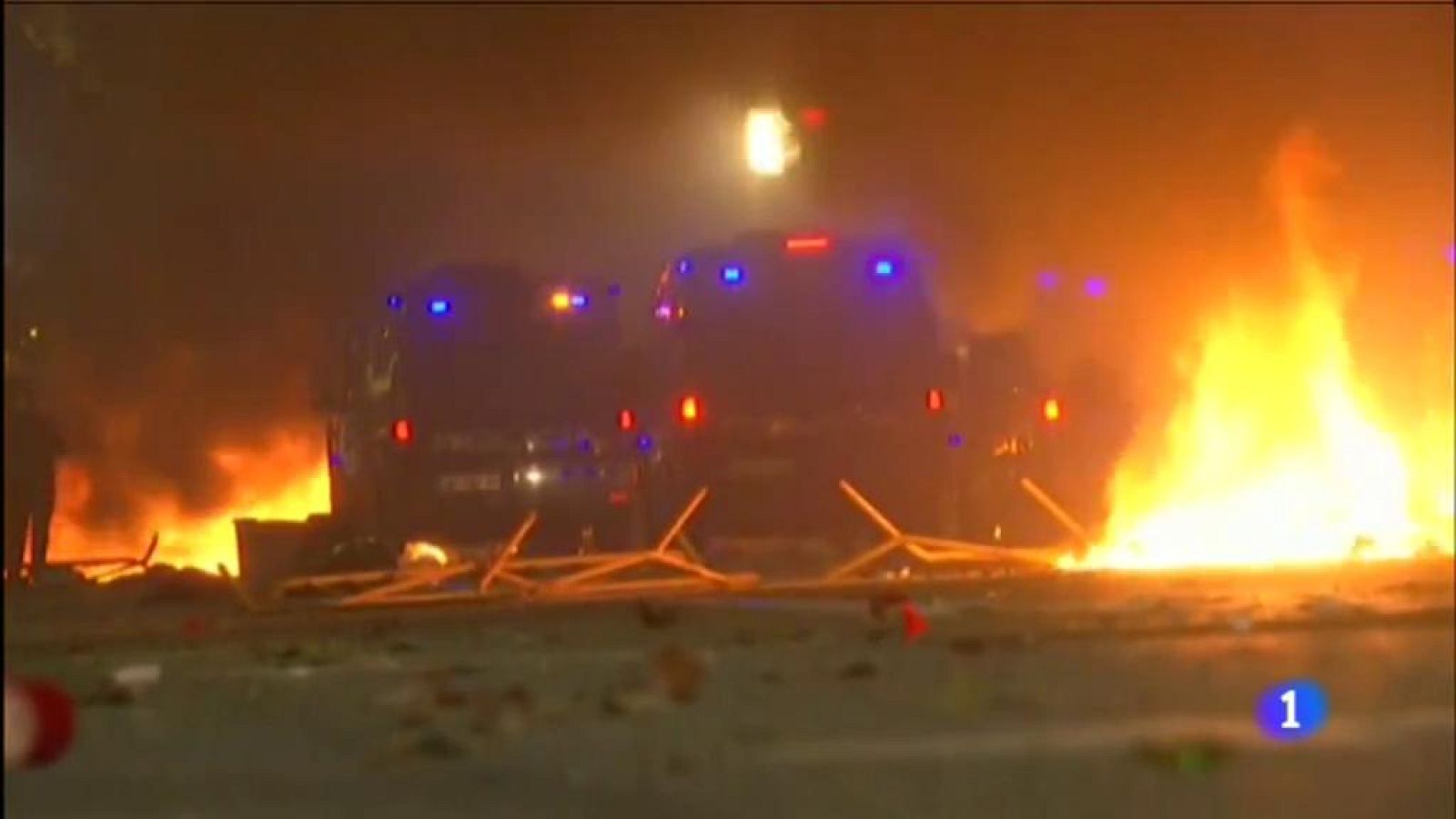 Batalla campal a Barcelona i protestes arreu de Catalunya