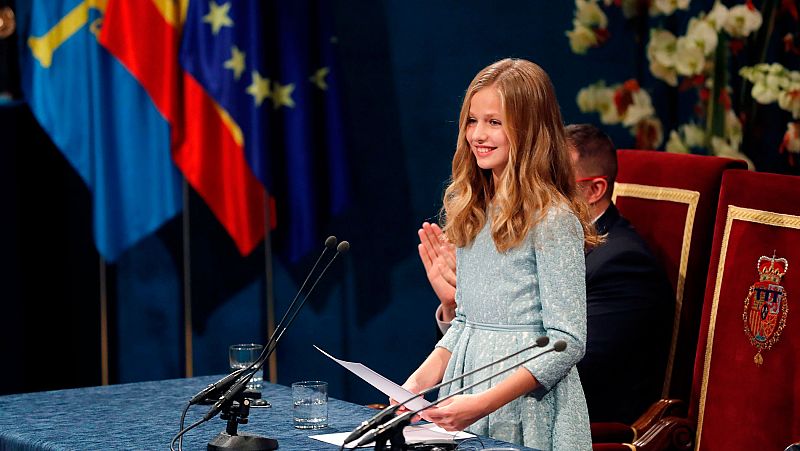 La princesa Leonor se compromete a "servir a España y a todos los españoles" en su primer discurso oficial