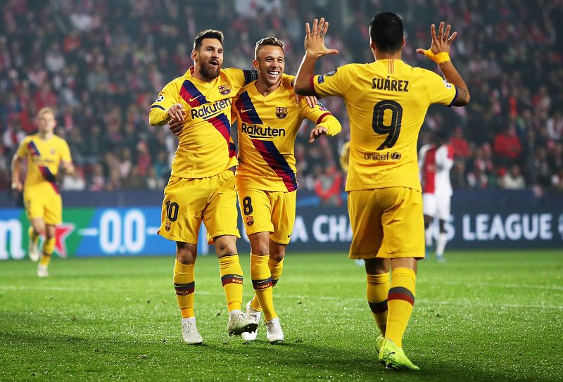 Ter Stegen y Messi le dan al Barça la victoria en Praga