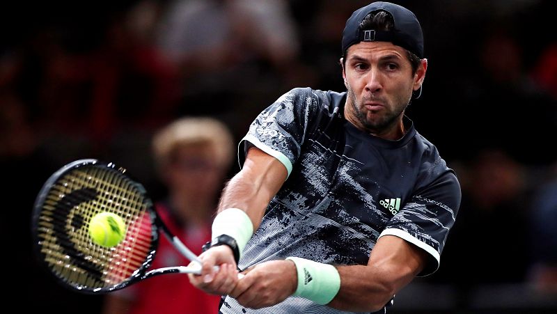 Verdasco debuta con victoria en París