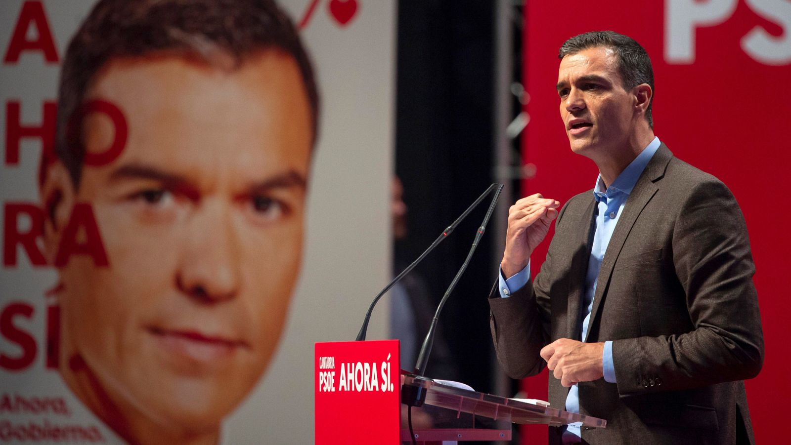 Sánchez asegura que el programa del PSOE defenderá el federalismo y la plurinacionalidad
