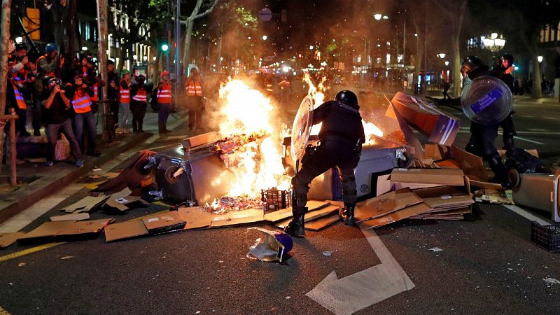 La Generalitat pide al Gobierno que investigue la actuación policial en los disturbios en Cataluña